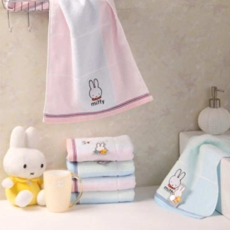 Miffy rabbit sweet and cute cr - đánh giá và giá Home Goods Bathroom Sets